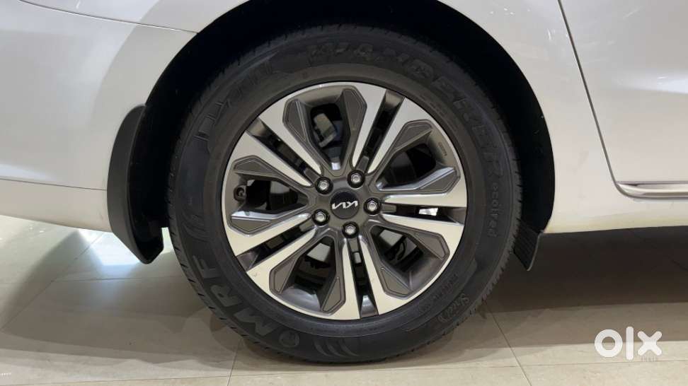 Kia Carnival Limousine Plus 7 Str, 2023, Diesel