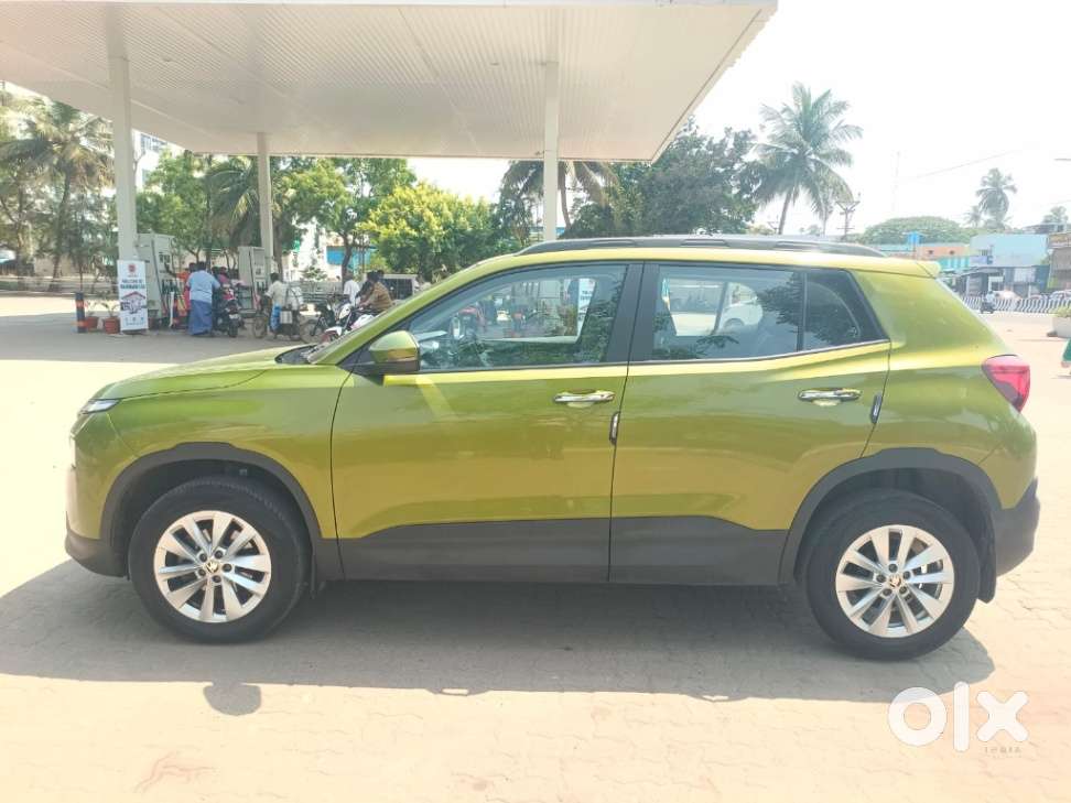 Skoda Kylaq Signature At, 2025, Petrol