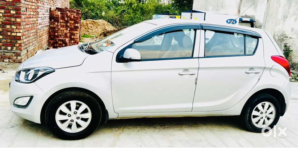 Hyundai I20 2010-2012 1.2 Sportz, 2012, Petrol