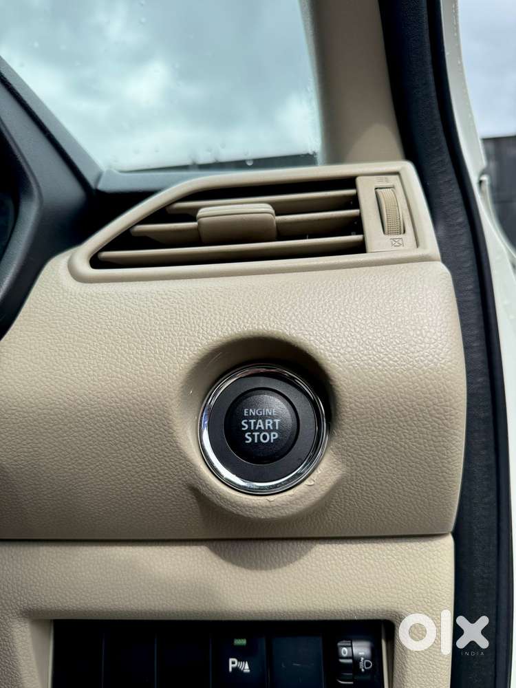 Maruti Suzuki Dzire 1.2 Zxi Amt, 2017, Petrol