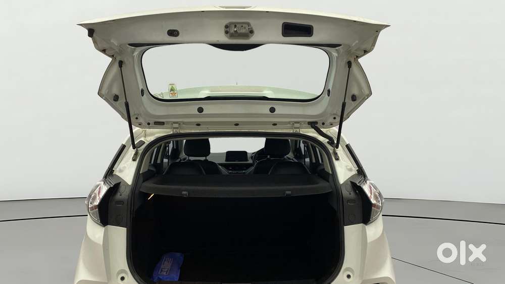 Tata Nexon 1.2 Revotron Xm (s), 2021, Petrol