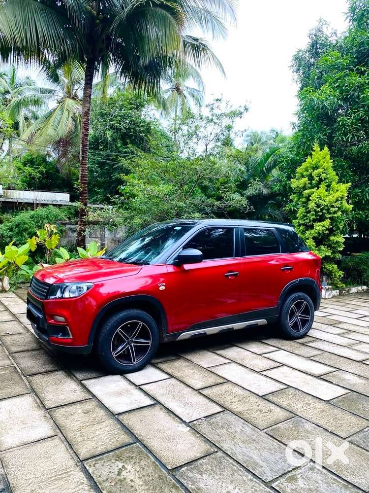 Maruti Vitara Brezza 2016 Diesel (blazing Red)