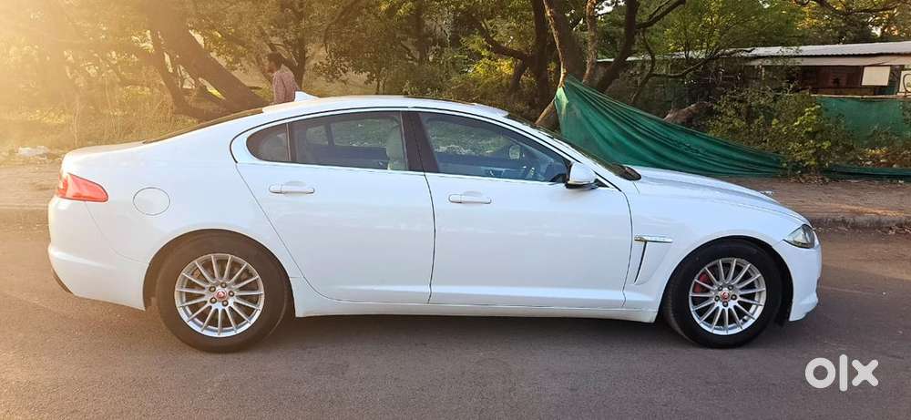 Jaguar Xf Diesel 2014 Car