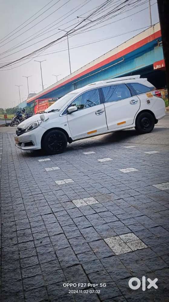 Honda Mobilio Diesel 2014
