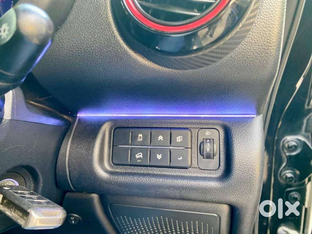 Mahindra Thar Lx P At 4wd 4s Ht, 2022, Petrol