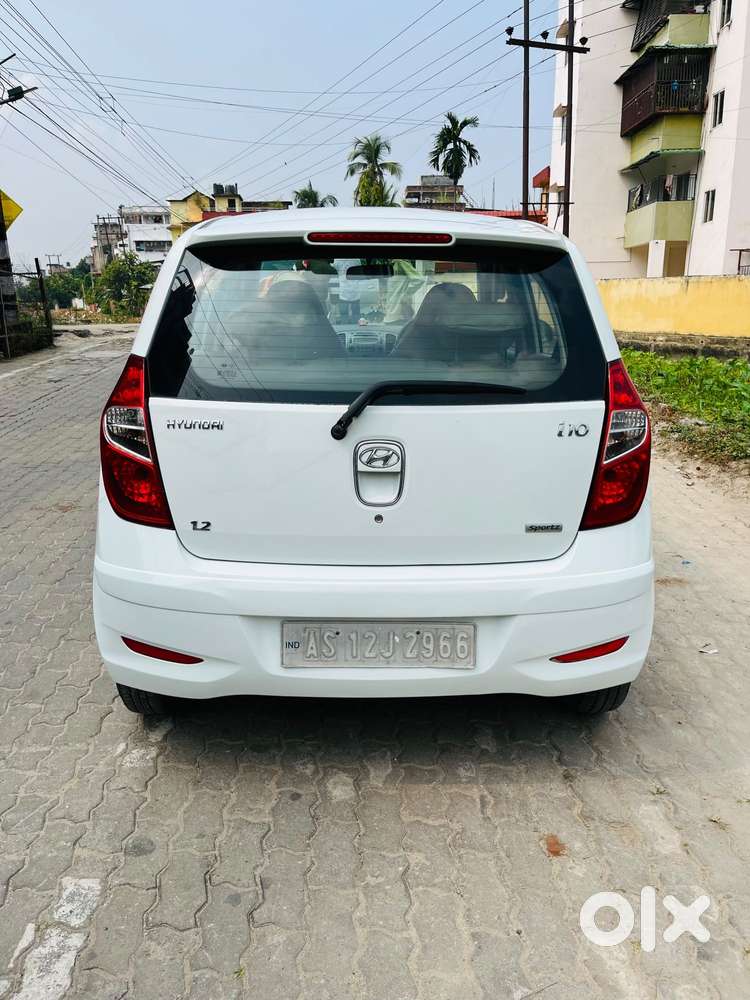 Hyundai I10 Sportz, 2012, Petrol