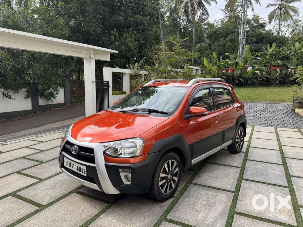 Toyota Etios Cross 1.2l G, 2015, Petrol