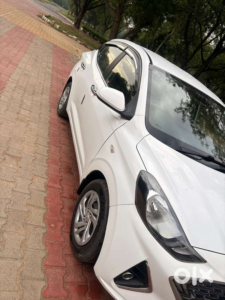 Hyundai Aura 2022 Cng