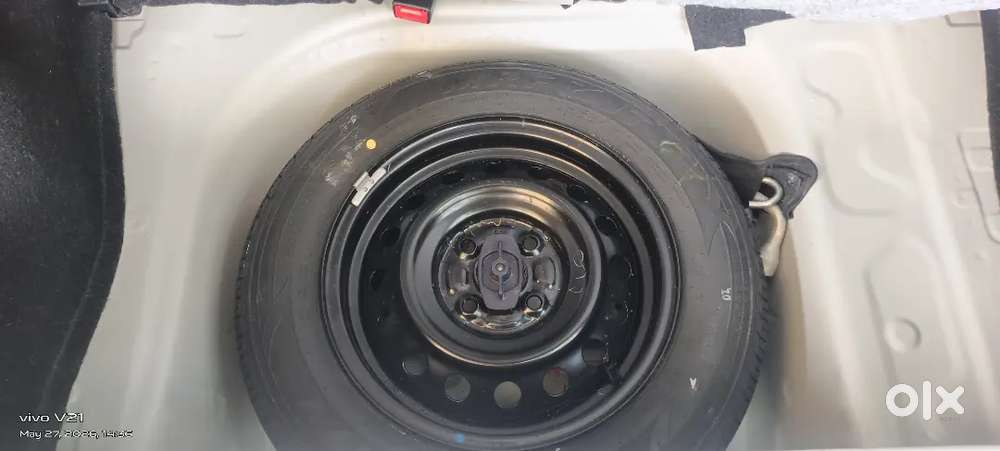 Maruti Suzuki Vxi (o)ags 1.2l All Showroom Maintain