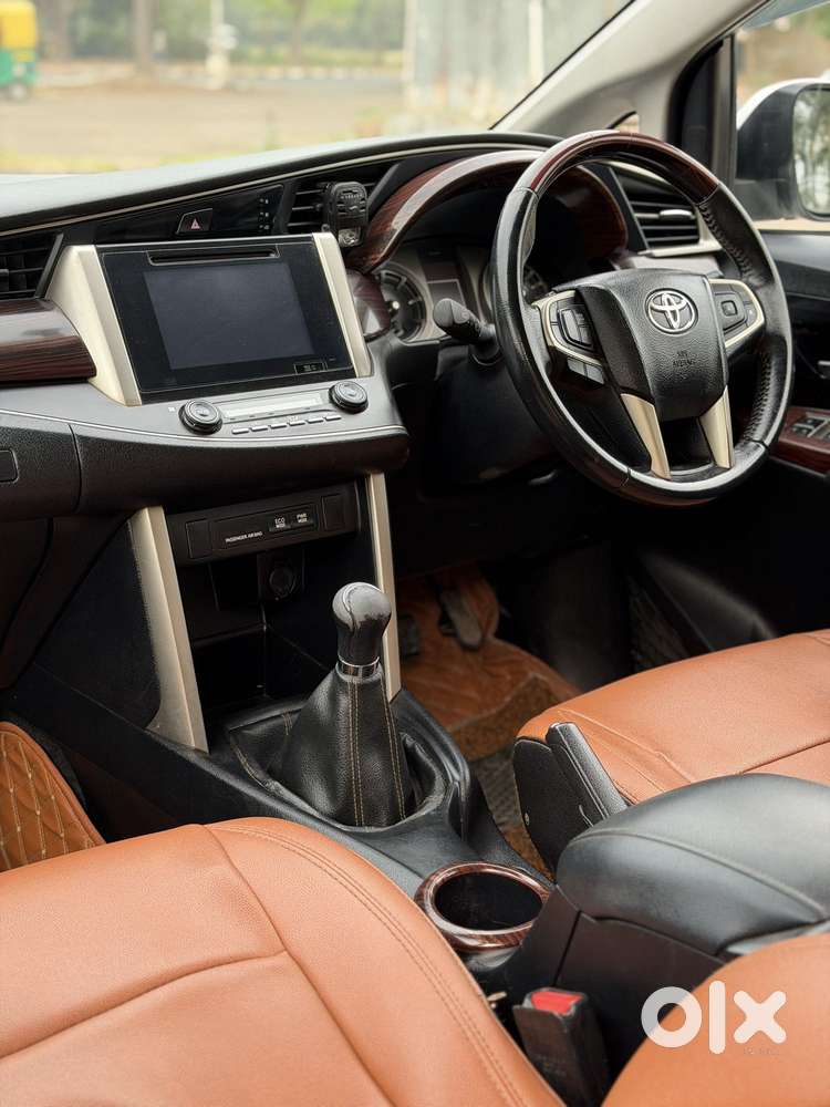 Toyota Innova Crysta 2.4 V 7 Str, 2018, Diesel