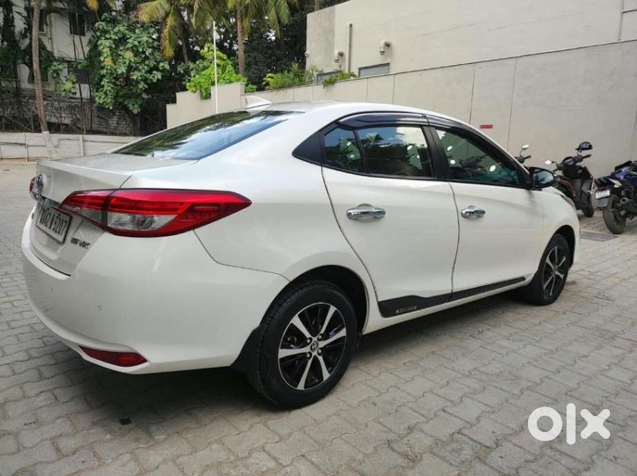 Toyota Yaris Ativ Vx Cvt, 2021, Petrol