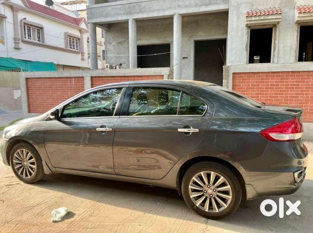 Maruti Suzuki Ciaz Alpha Hybrid (top Model)