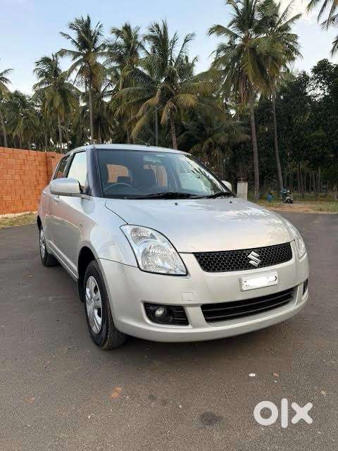 Swift 2011 Maruti Lxi