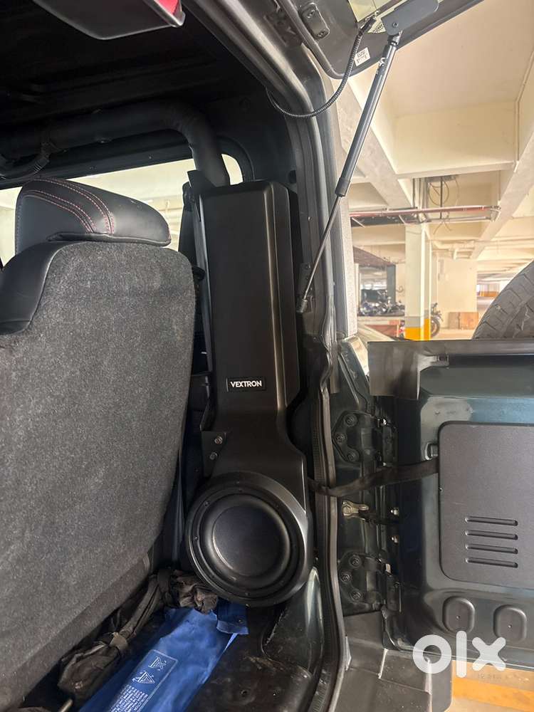 Mahindra Thar Petrol 2023
