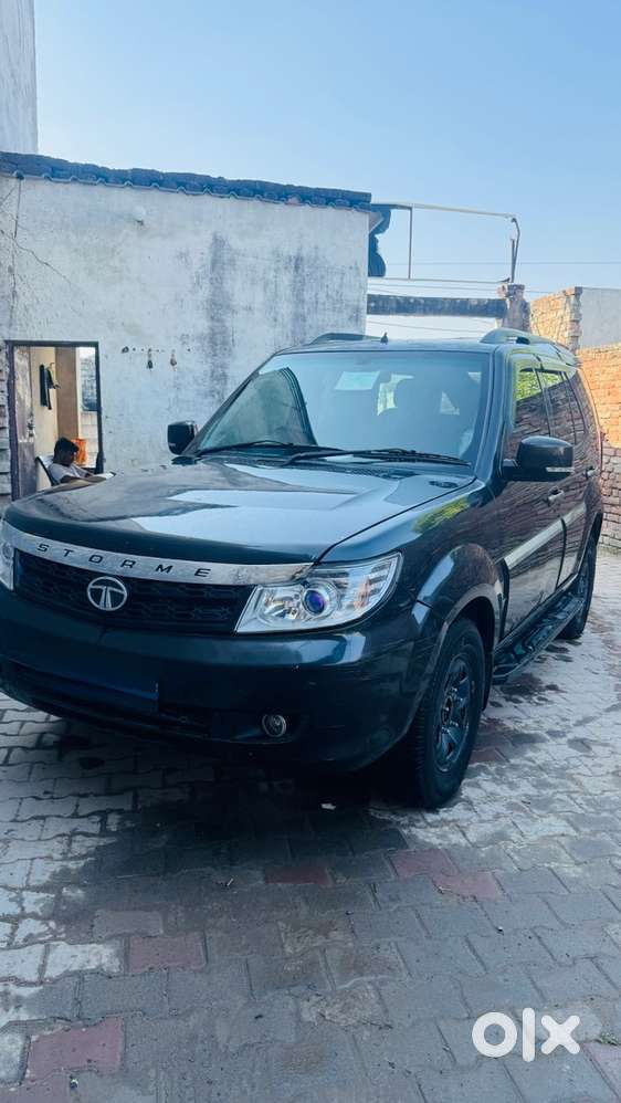 Tata Safari Storme 2016 Car