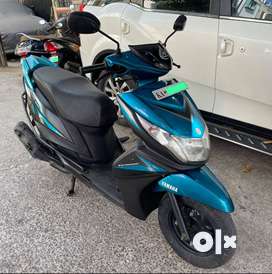 Olx best sale yamaha scooty