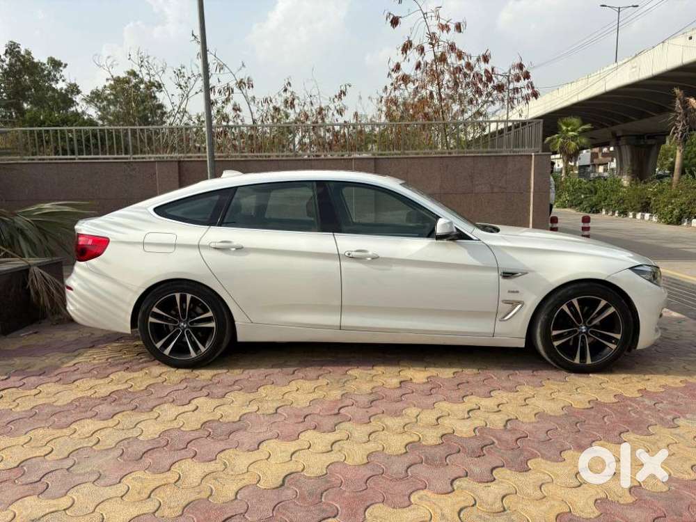Bmw 3 Series Gt 320d Luxury Line, 2018, Diesel