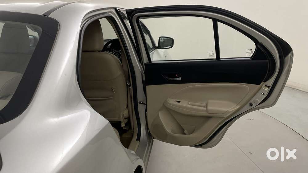Maruti Suzuki Dzire 1.2 Vxi Amt, 2017, Petrol