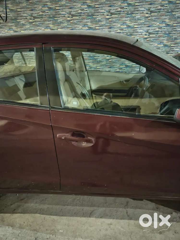 Honda Amaze 2014 Petrol Well Maintained