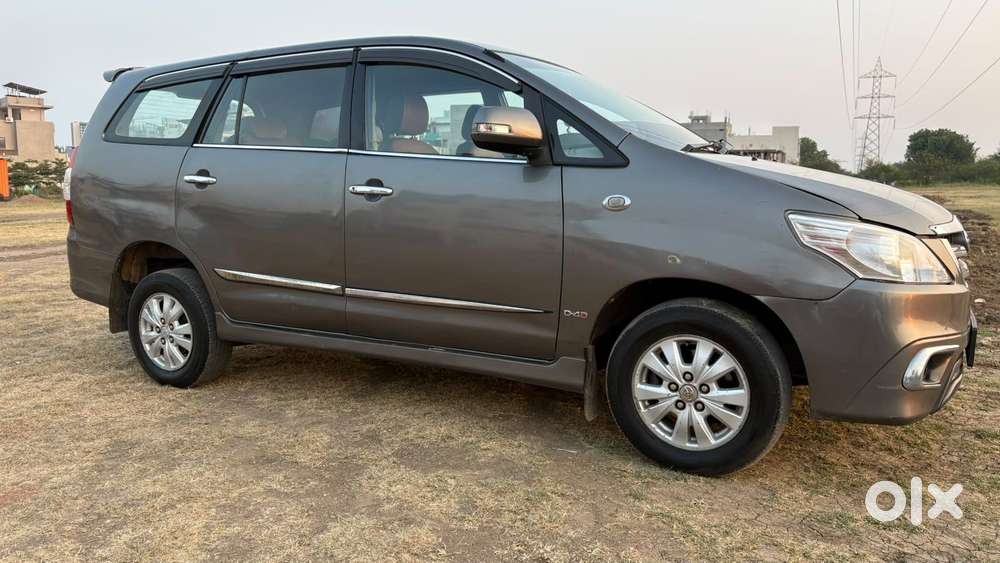 Toyota Innova 2.5 V 7 Str, 2011, Diesel