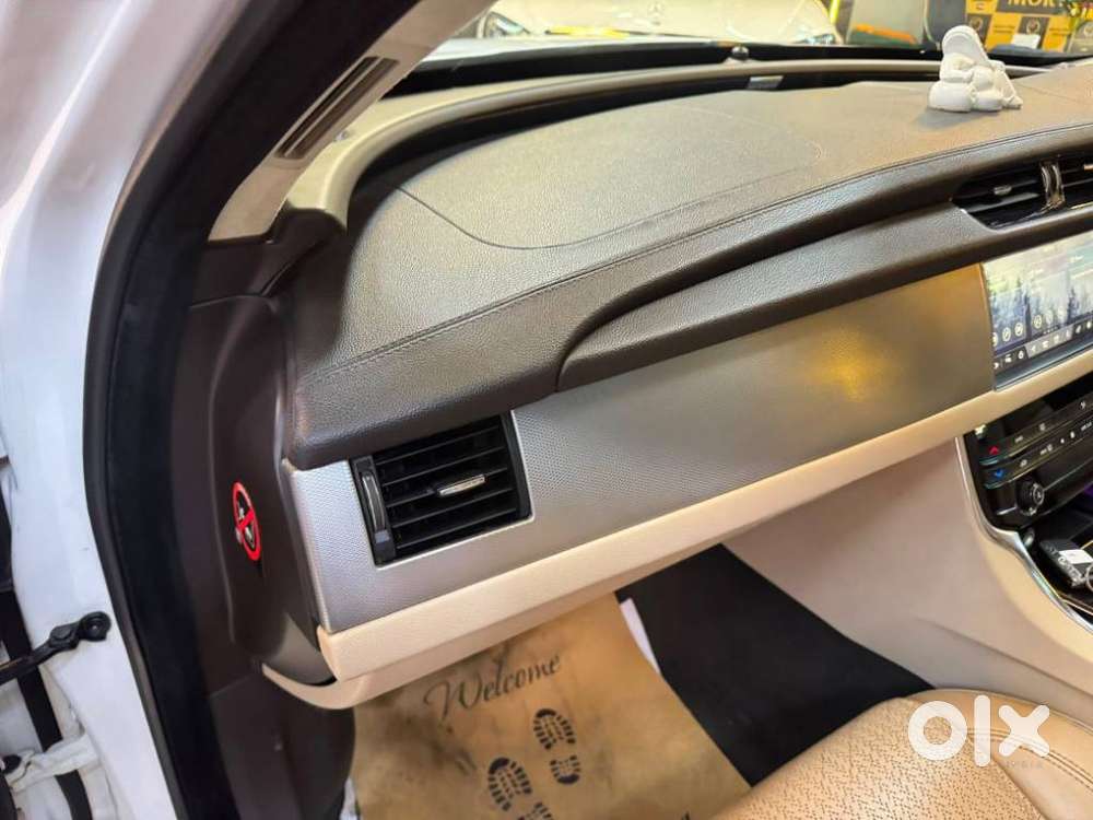 Jaguar Xf 2.0 Petrol Prestige, 2019, Petrol