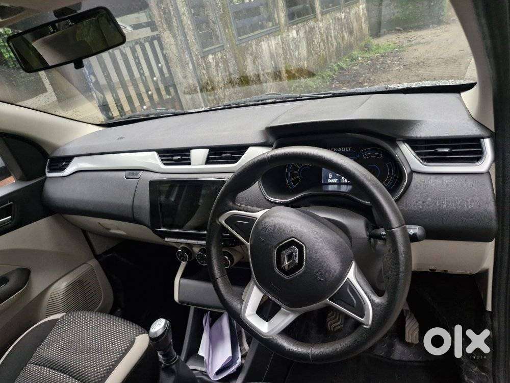 Renault Triber Rxz, 2019, Petrol