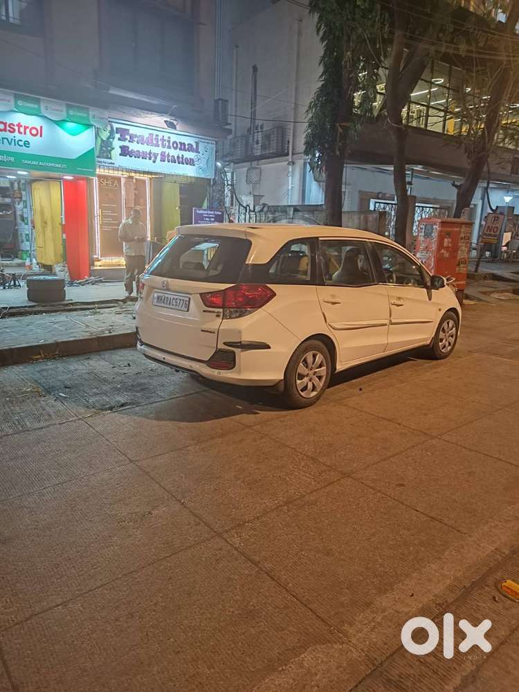 White Honda Mobilio In Mint Condition For Sale In Kandivali East