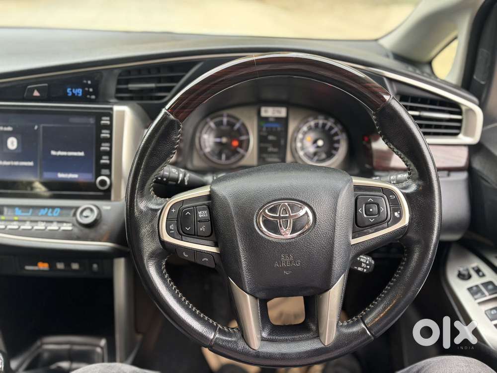 Toyota Innova Crysta [2020-ongoing] 2.4 Vx 7 Str, 2021, Diesel