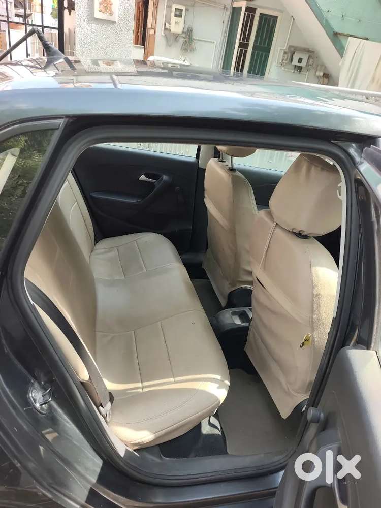 One Handed Company Maintain .full Condition Very Less Used .perfect En