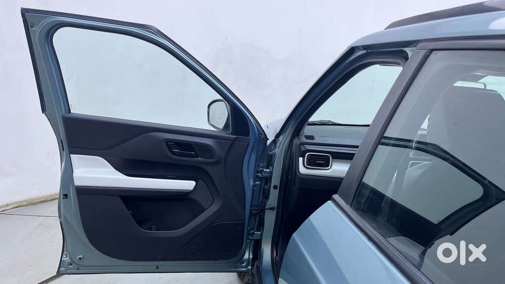 Tata Punch Accomplished Dazzle Sunroof Cng, 2023, Cng & Hybrids