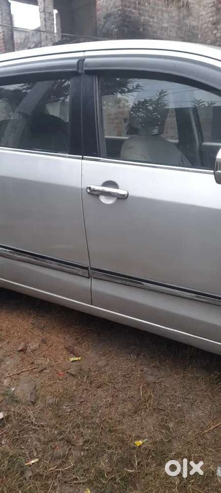 Maruti Suzuki Ertiga 2013 Diesel 140000 Km Driven