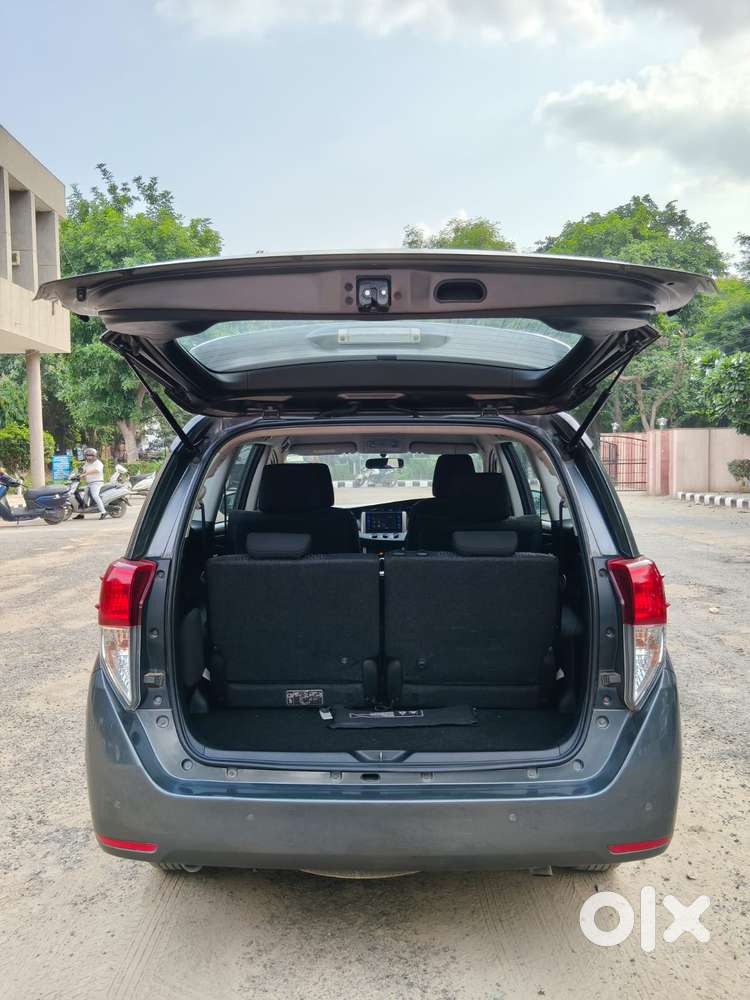 Toyota Innova Crysta 2.4 G Mt 7 Str, 2020, Diesel