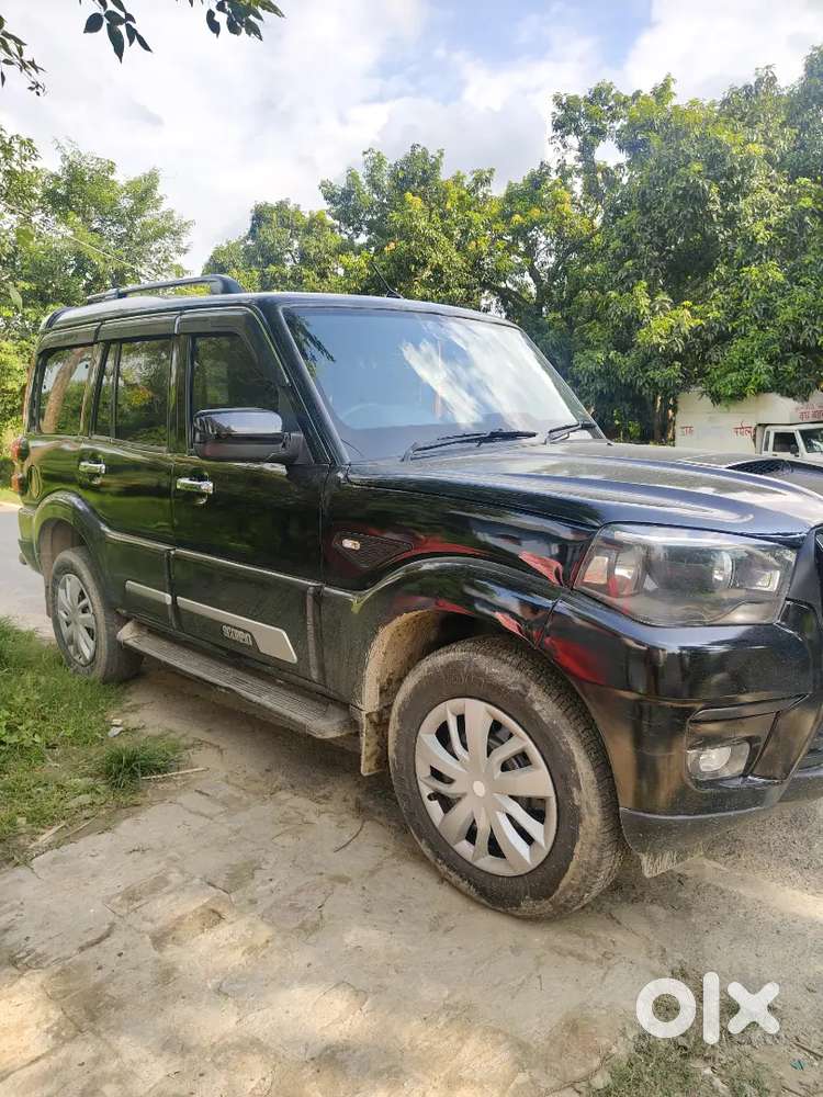 Mahindra Scorpio Classic 2023