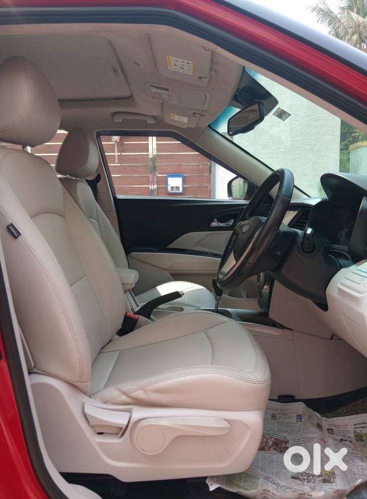 Mahindra Xuv300 W8 (o) 1.5 Diesel Amt Dual Tone, 2020, Diesel