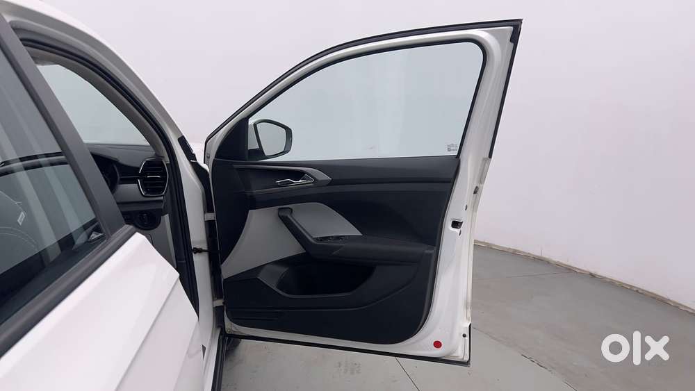 Skoda Kushaq 1.0 Tsi Ambition At, 2022, Petrol