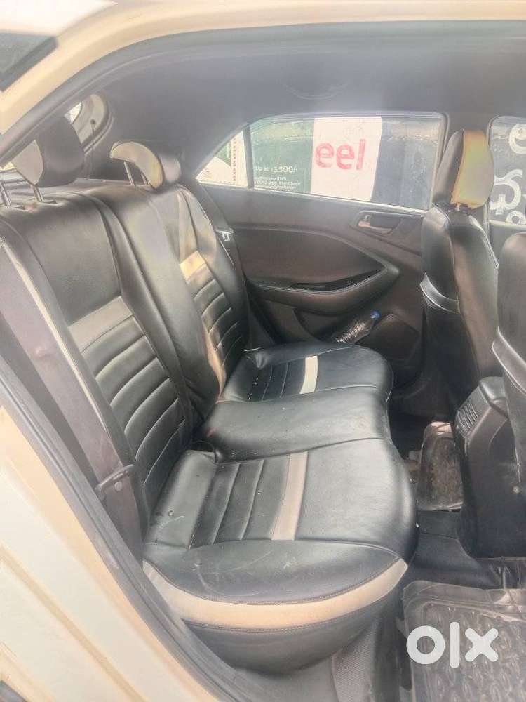 Hyundai Elite I20 [2014-2018] 1.4 Asta Crdi Dual Tone, 2015, Diesel