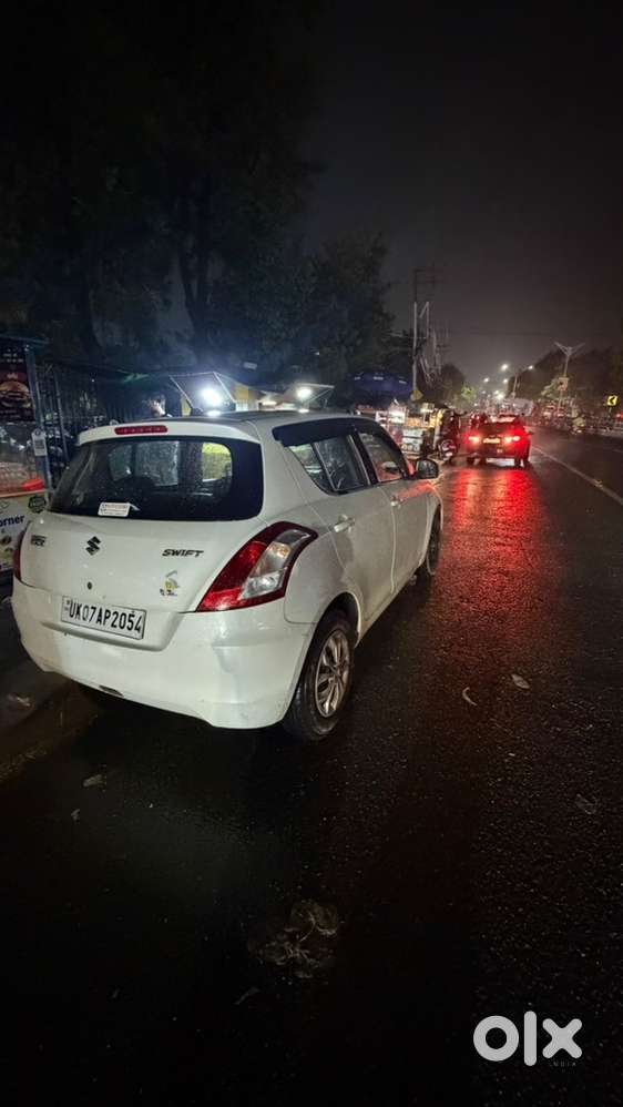 Maruti Suzuki Swift Petrol Manual 2012