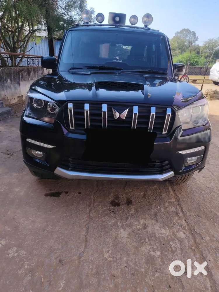 Mahindra Scorpio Classic 2023
