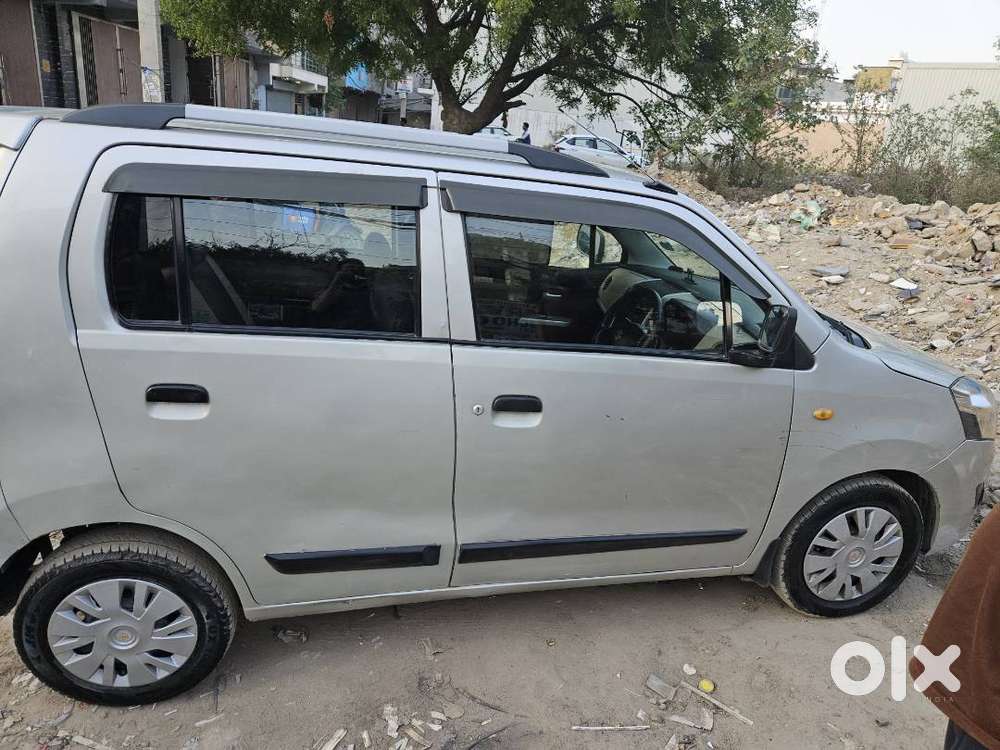 Cng Maruti Suzuki Wagon R Lxi (company Fitted Cng) 2017
