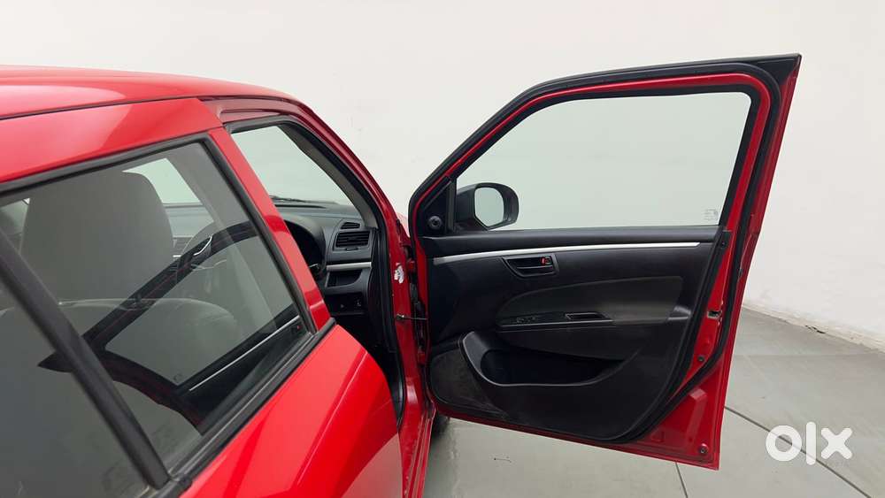 Maruti Suzuki Swift 1.3 Lxi, 2017, Petrol
