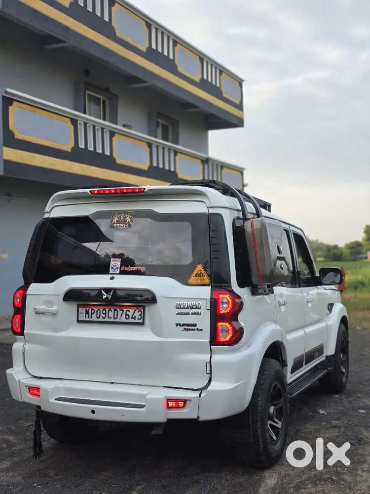 Mahindra Scorpio