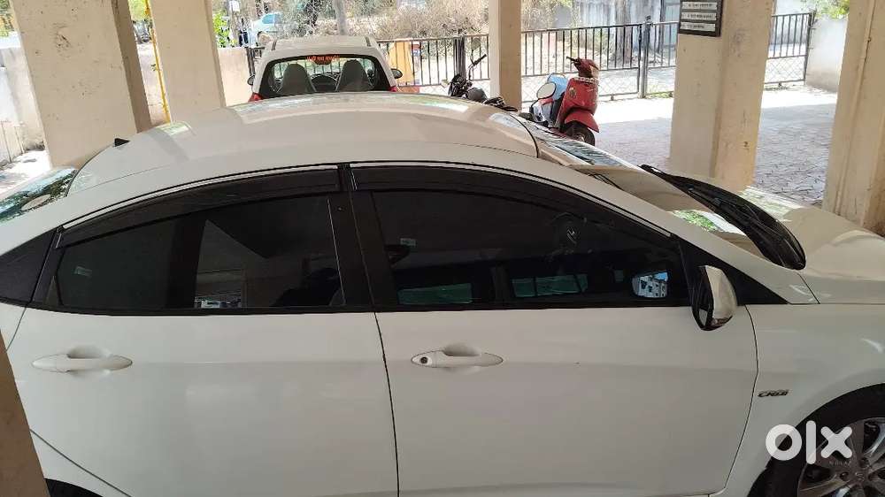 Hyundai Veran 30/10/2013 Top Model Good Condition
