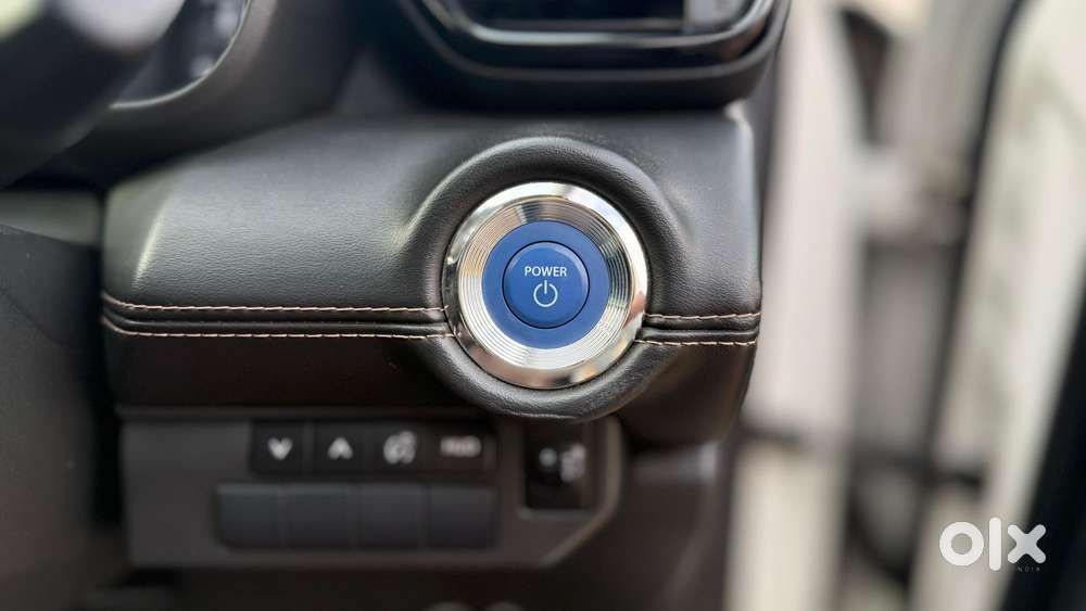 Maruti Suzuki Grand Vitara 1.5 Zeta Plus Intelligent Hybrid Ecvt, 20..