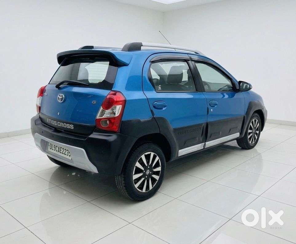 Toyota Etios Cross 1.2l G, 2015, Cng & Hybrids