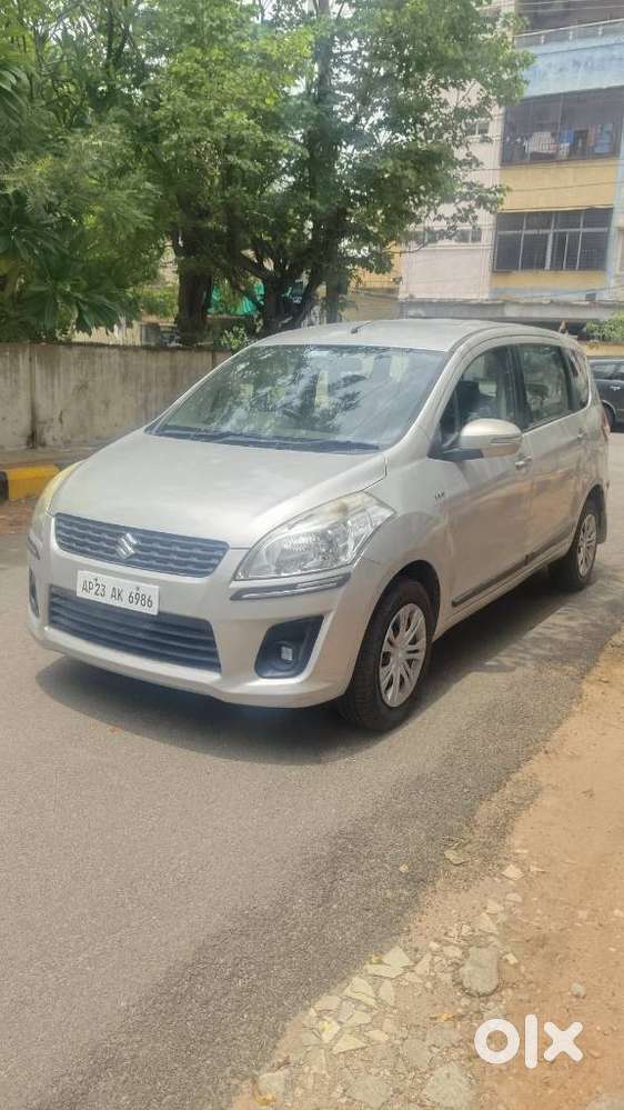 Maruti Suzuki Ertiga Vxi Abs, 2014, Petrol