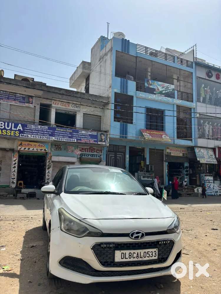 Hyundai I20 2015 Cng & Hybrids 820000 Km Driven