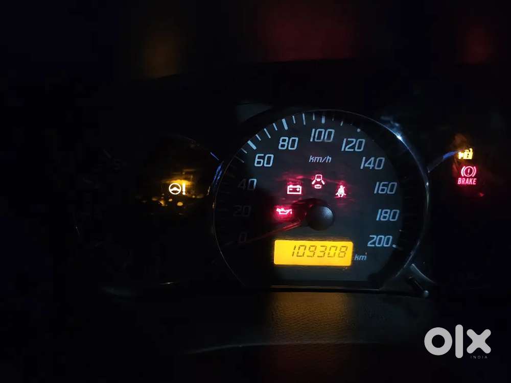 Maruti Suzuki Swift Vxi 2010  1.09 Lakh Km  Good Condition