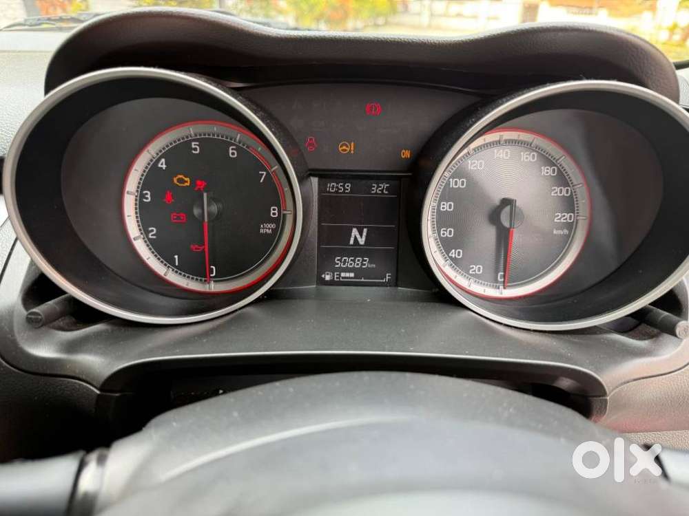 Maruti Suzuki Swift 2018 Amt Zxi, 2022, Petrol