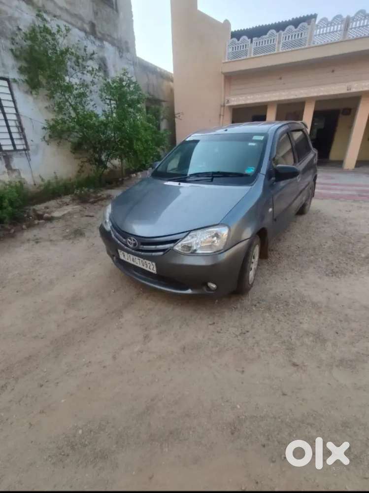 Toyota Etios Liva 2013