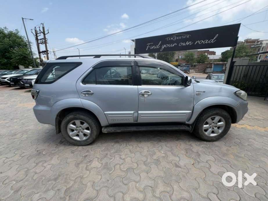 Toyota Fortuner 3.0 4x4 Manual, 2010, Diesel